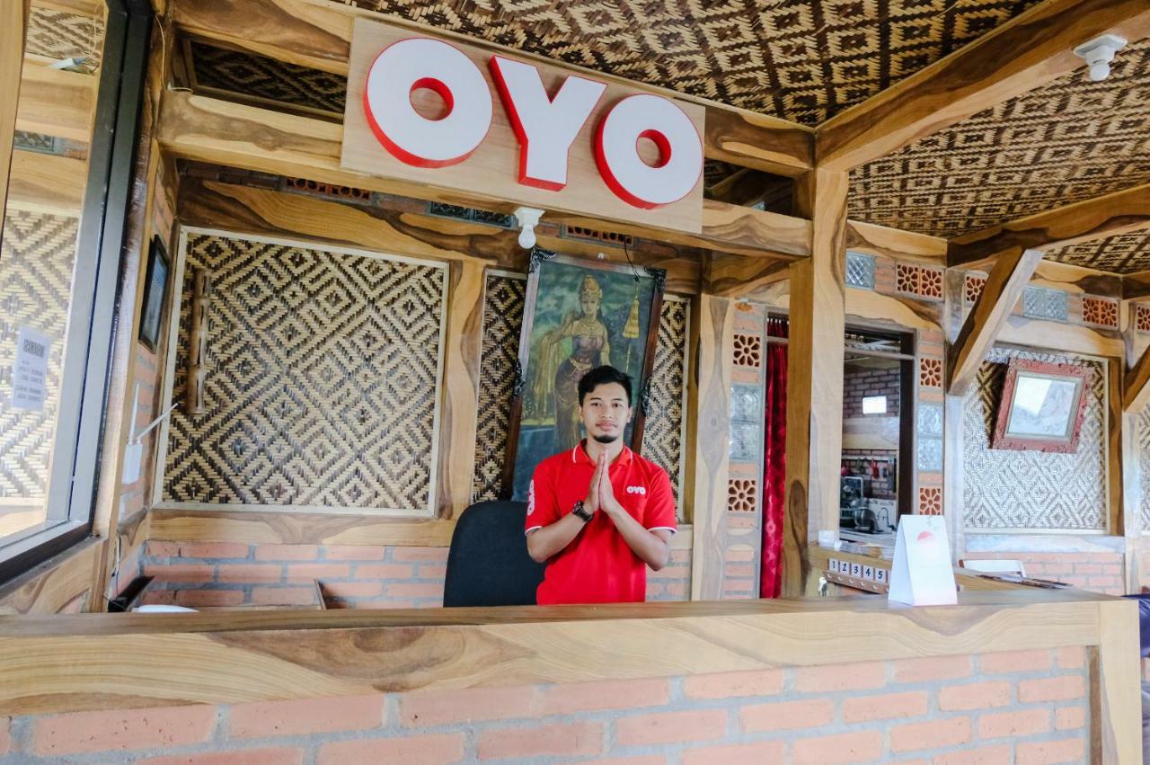 Hotel Oyo 774 007 Sengkaling 2*