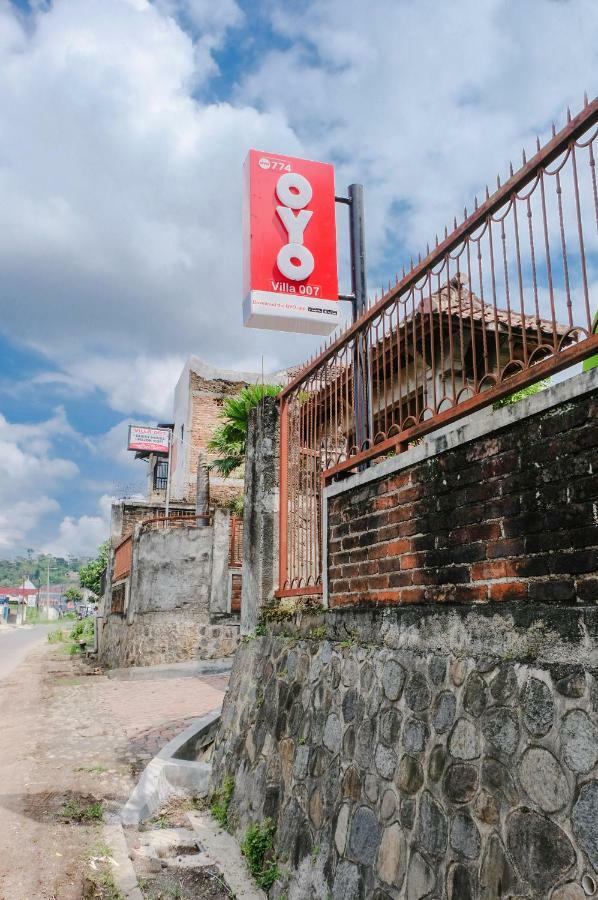 Hotel Oyo 774 007 Sengkaling