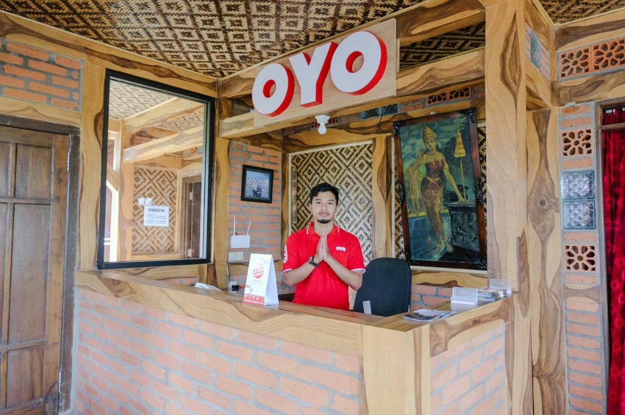 Oyo 774 007 Sengkaling Hotel Malang
